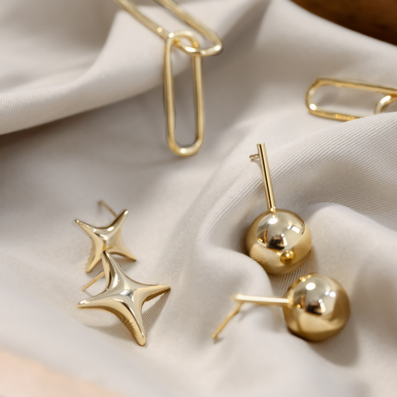 Supernova Studs