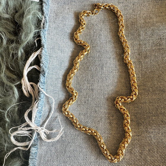 Alice Necklace