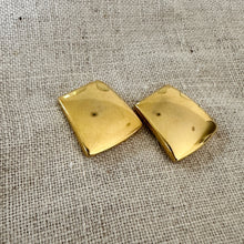  Robin Earrings