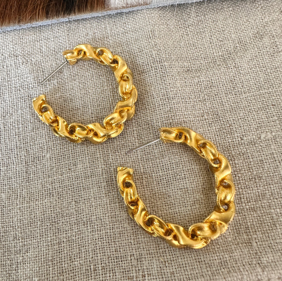 Kristen Hoops