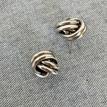  Amy Earrings