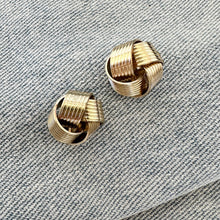  Andrea Earrings
