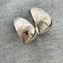  Margaret Hoops